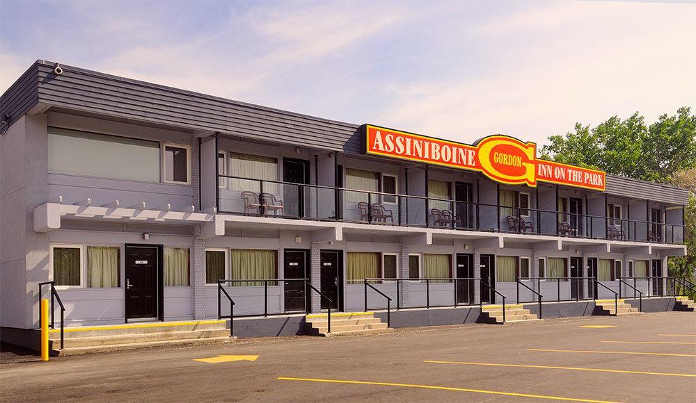 Assiniboine Gordon Inn On The Park ウィニペグ エクステリア 写真