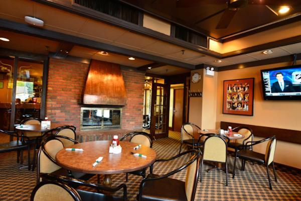 Assiniboine Gordon Inn On The Park ウィニペグ エクステリア 写真